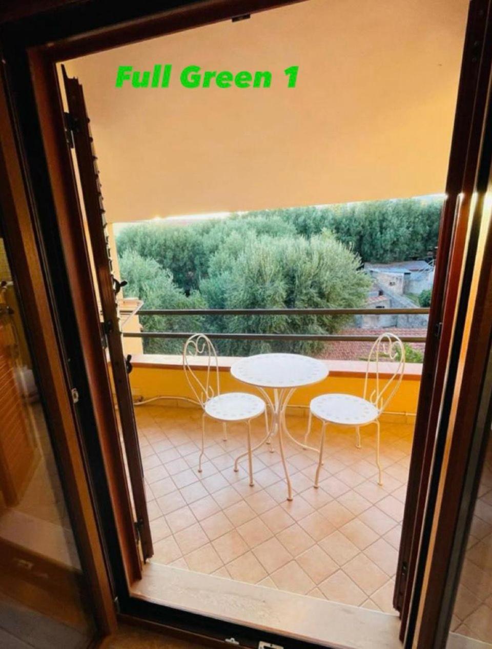 Cialoma Full Green 마리나디카메로타 외부 사진